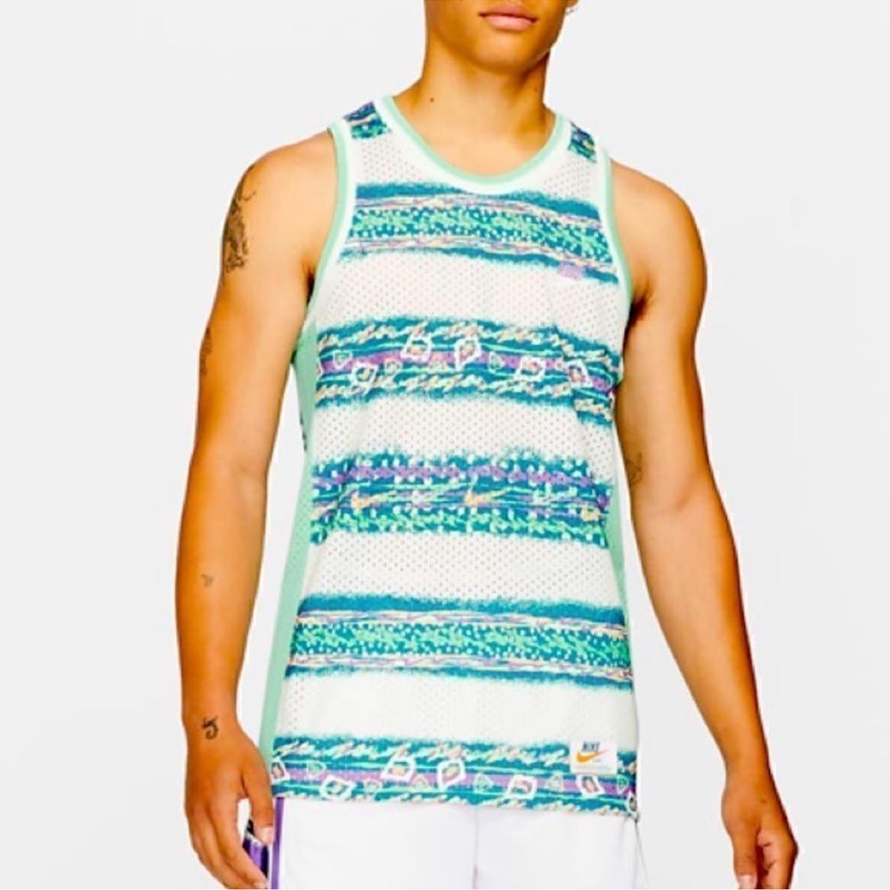 NIKE BASKETBALL SLEEVELESS JERSEY